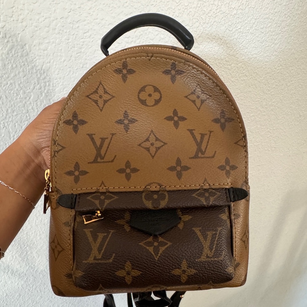 Louis Vuitton Palm Springs Mini Backpack Reverse
Monogram Canvas Brown Khaki